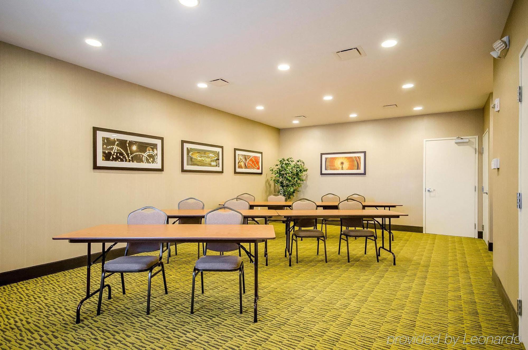 Comfort Inn Ferdinand Экстерьер фото